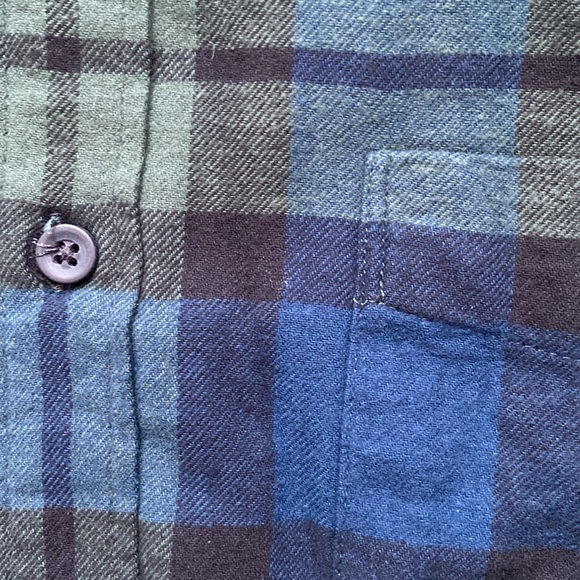 🆕 *NWT* Men’s J. Crew Factory Flannel Button Down - Picture 3 of 3